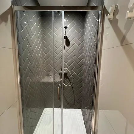 Lovely - Just 15 Mins To Centre *