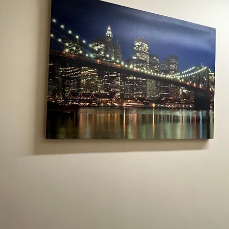 Lovely - Just 15 Mins To Centre