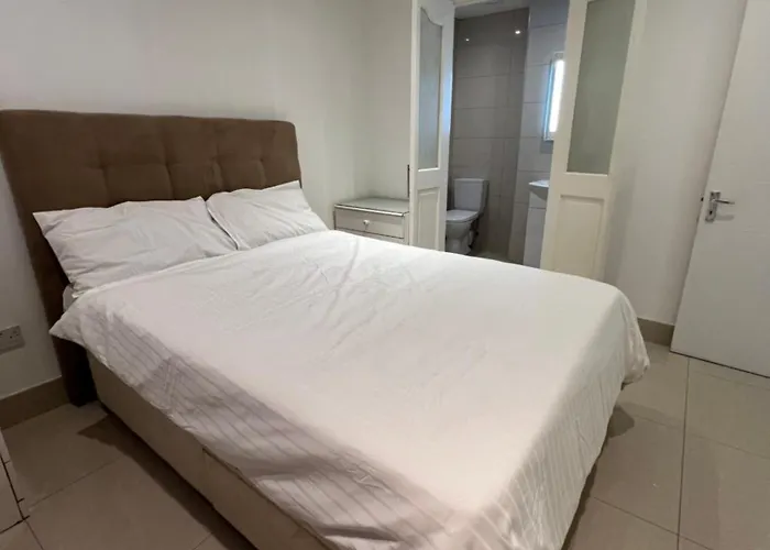 Lovely - Just 15 Mins To Centre Dublin