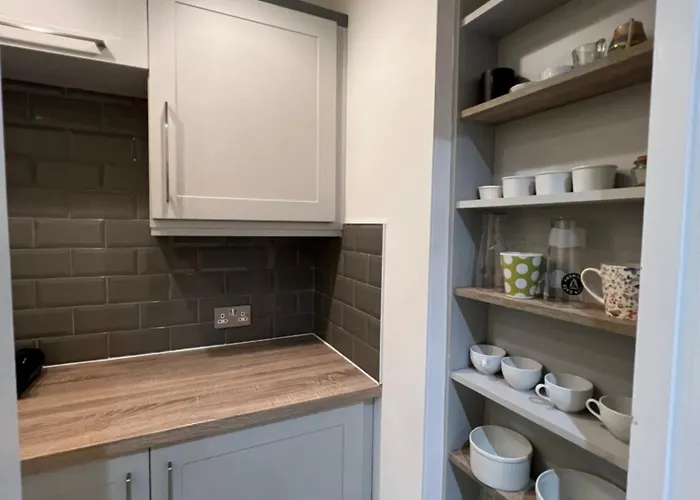 Lovely - Just 15 Mins To Centre Pensión