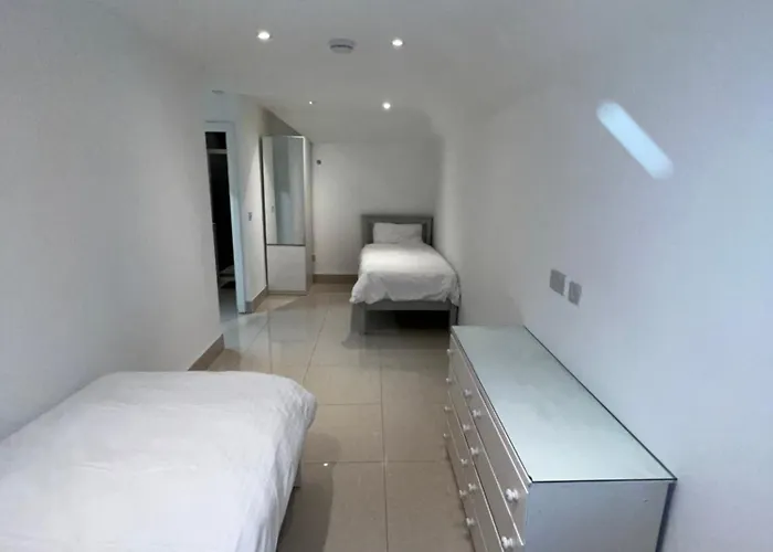 Lovely - Just 15 Mins To Centre Pensión Dublín