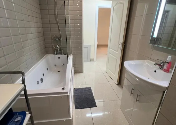 Lovely - Just 15 Mins To Centre Pensión Dublín