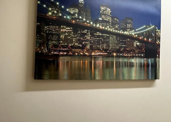 Lovely - Just 15 Mins To Centre