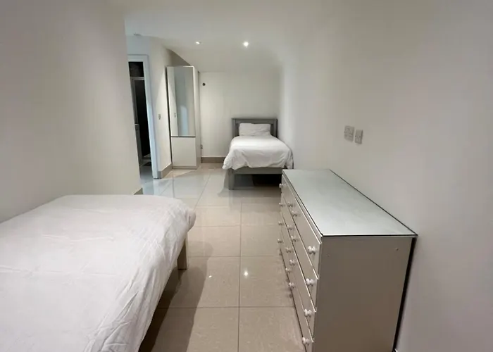 Lovely - Just 15 Mins To Centre Pensión Dublín